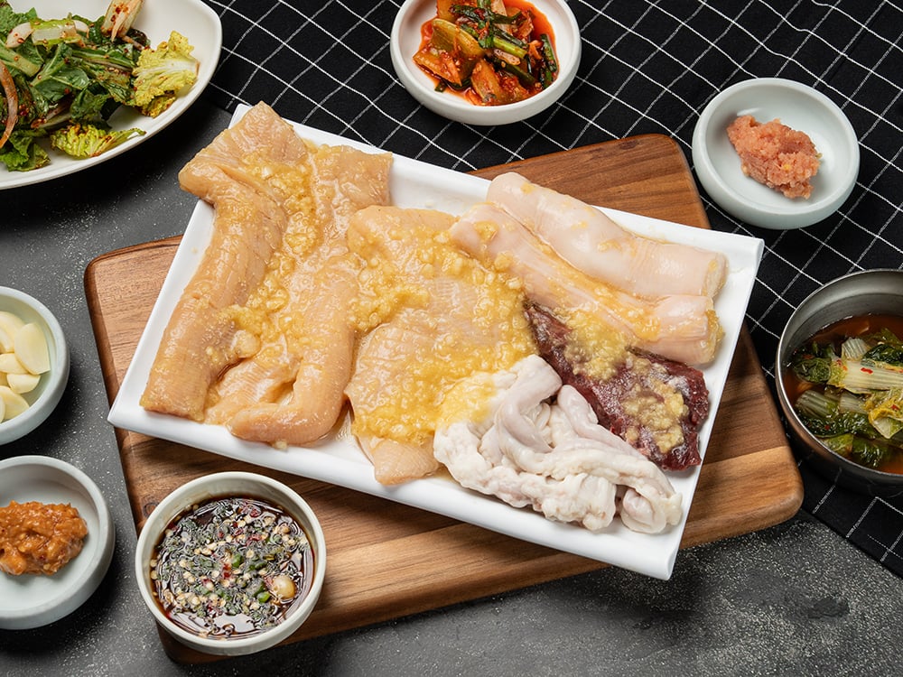 盛り合わせ 塩・ヤンニョム焼き(550g)
