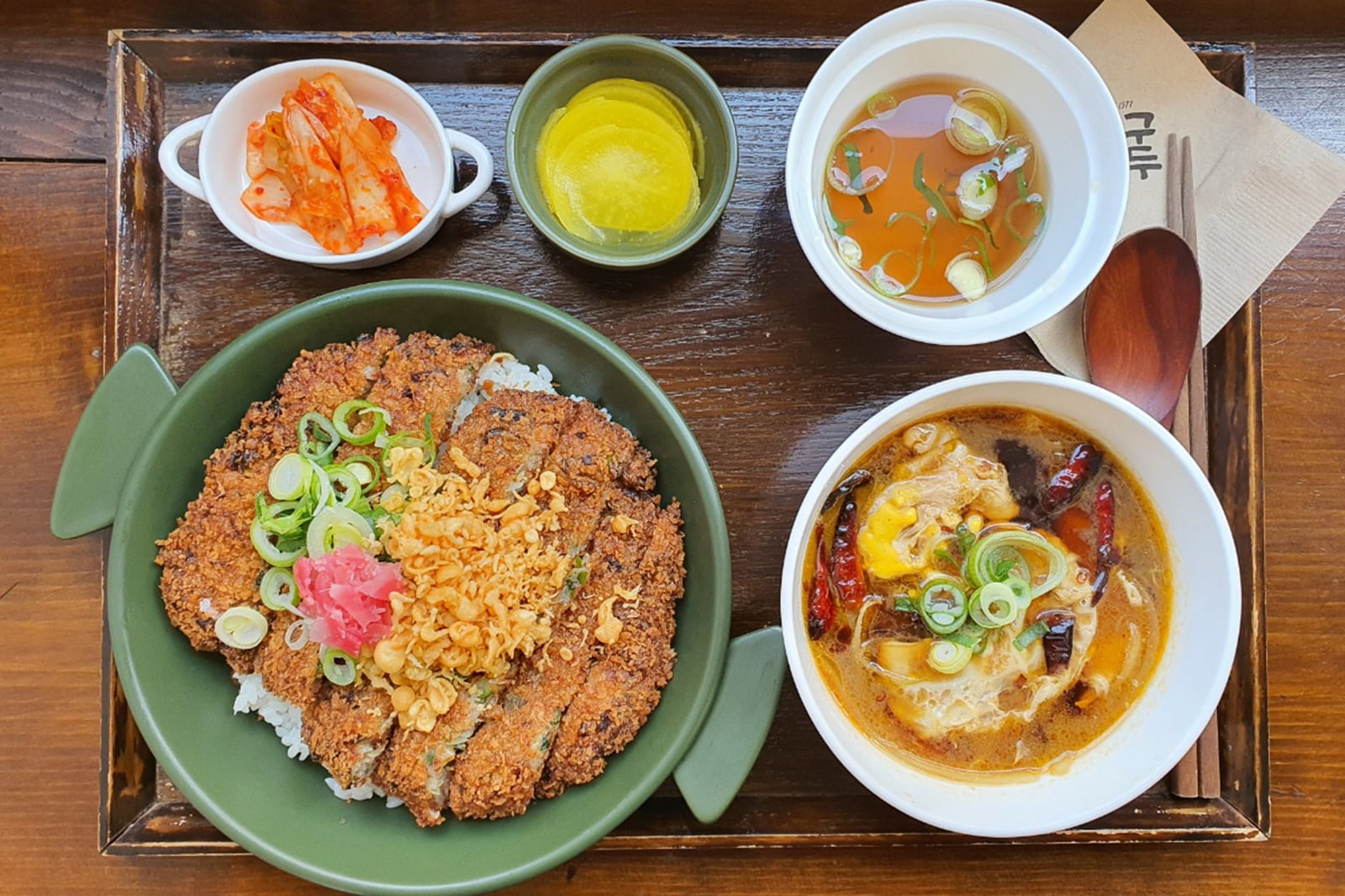 餃子丼定食